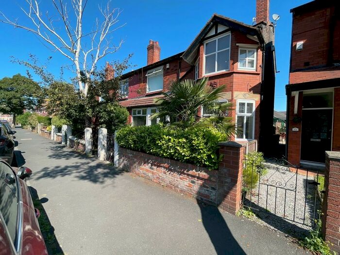 2 Bedroom End Of Terrace House To Rent In School Lane, Didsbury, M20