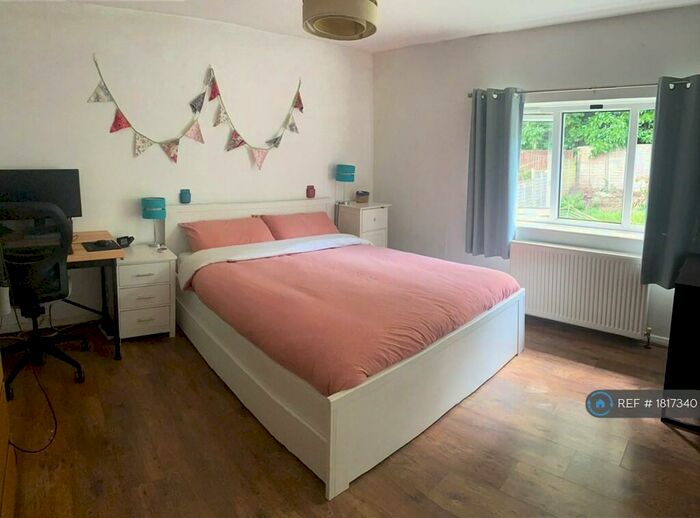 2 Bedroom Semi-Detached House To Rent In Crisp Road, Henley On Thames, RG9