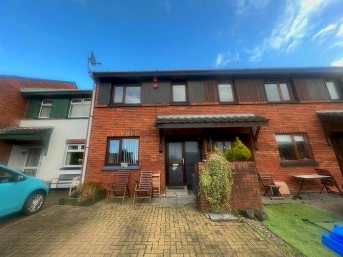 3 Bedroom Detached House To Rent In Upper Malone Gardens, Belfast, BT9