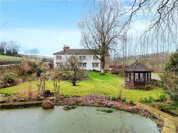 6 Bedroom Barn Conversion For Sale In Low Lane, Cowling, North Yorkshire, BD22