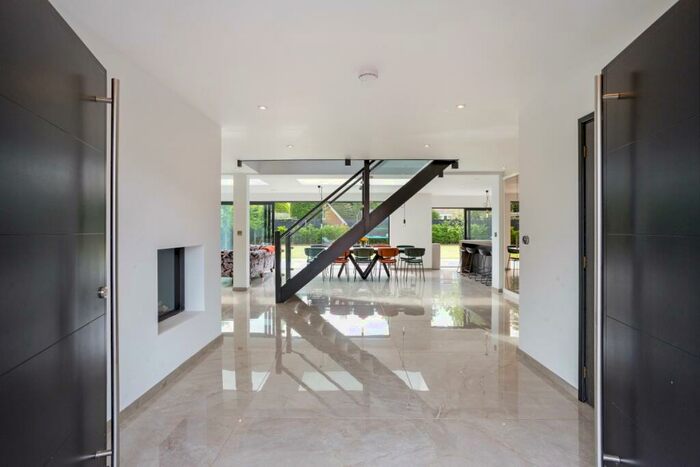 5 Bedroom House To Rent In The Fairways Leamington Spa, CV32