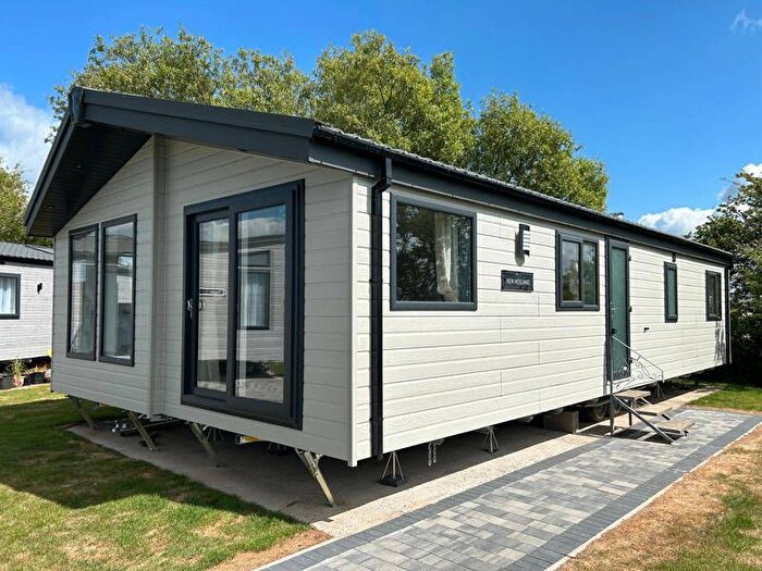 2 Bedroom Lodge For Sale In Bank Lane, Warton, Preston, PR4