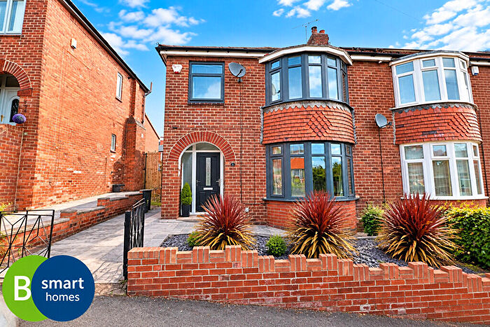 3 Bedroom Semi-Detached House To Rent In Castle Hill Avenue, Mexborough, S64