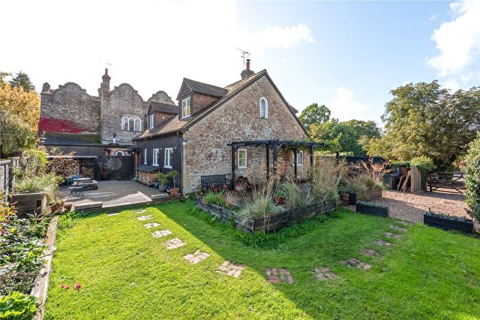 3 Bedroom Detached House For Sale In The Grove, Pluckley, Ashford, Kent, TN27