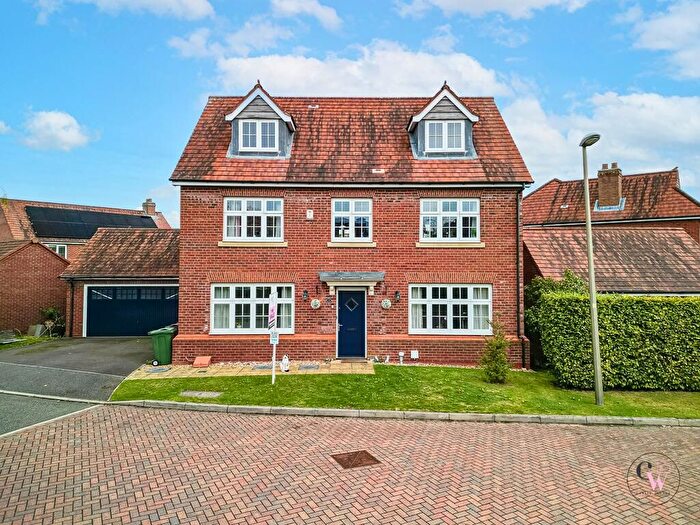 5 Bedroom Detached House For Sale In Douglas Close, Hartford, Northwich, CW8