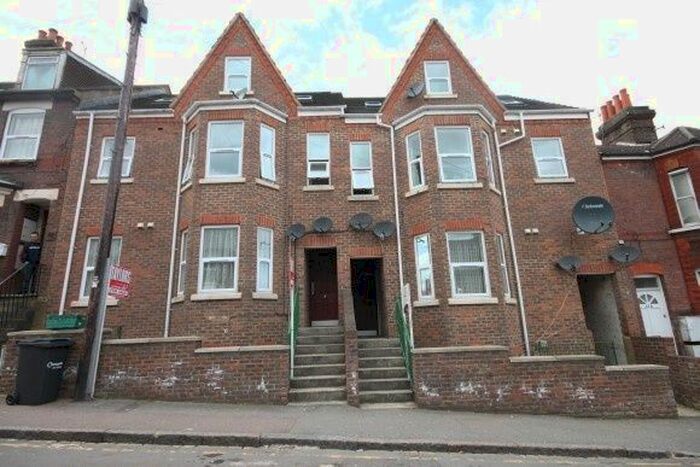 1 Bedroom Flat To Rent In Buxton Road, Luton, LU1