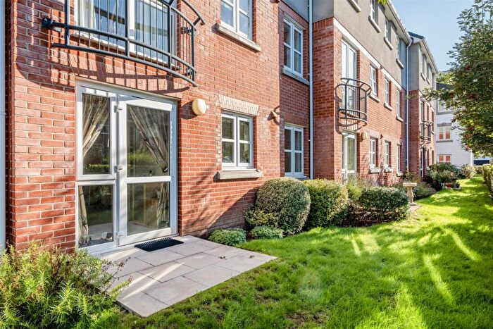 1 Bedroom Retirement Property For Sale In Meyer Court, Exeter, EX2