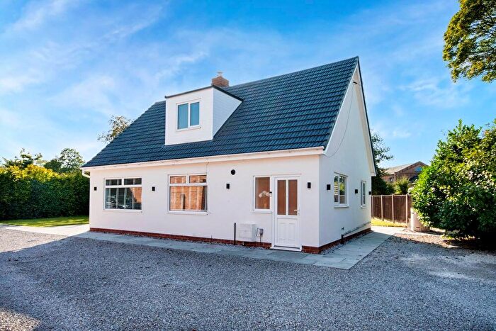 2 Bedroom Detached House For Sale In Myrtle Street, Retford, DN22