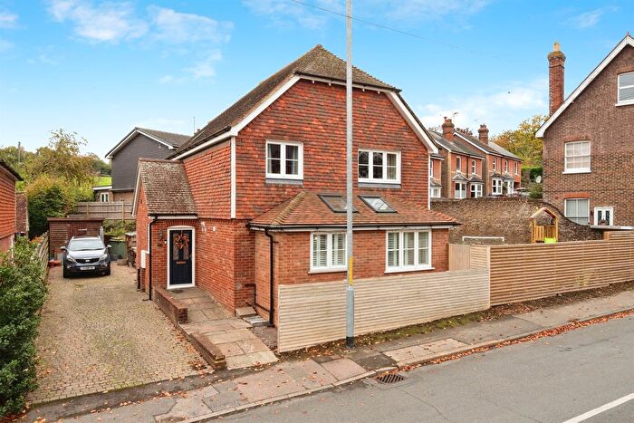 3 Bedroom Detached House For Sale In Hastings Road, Pembury, Tunbridge Wells, TN2