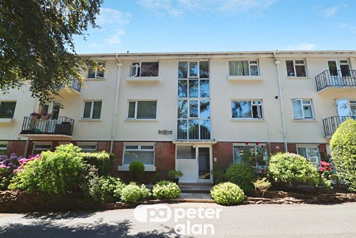 2 Bedroom Flat For Sale In Brooklea Park, Lisvane, Cardiff, CF14