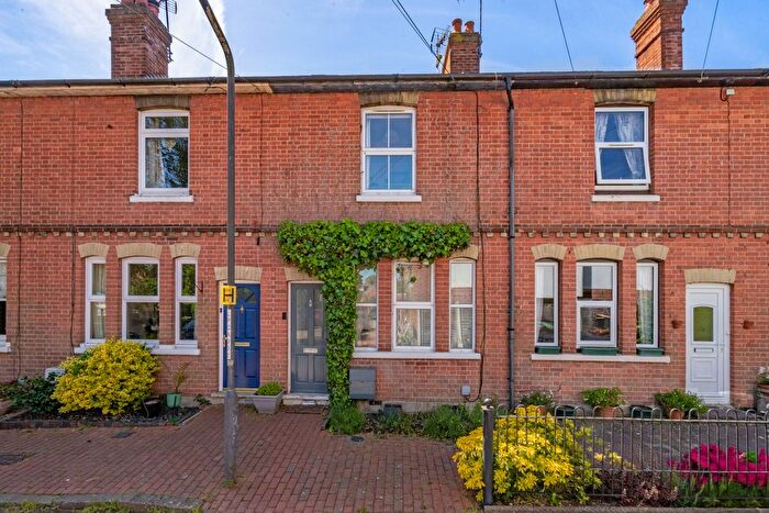 3 Bedroom Terraced House For Sale In Polesden Road, Tunbridge Wells, Kent, TN2