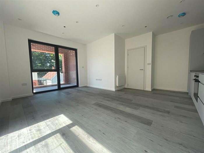 2 Bedroom Apartment To Rent In Elma House, Fleet, GU51