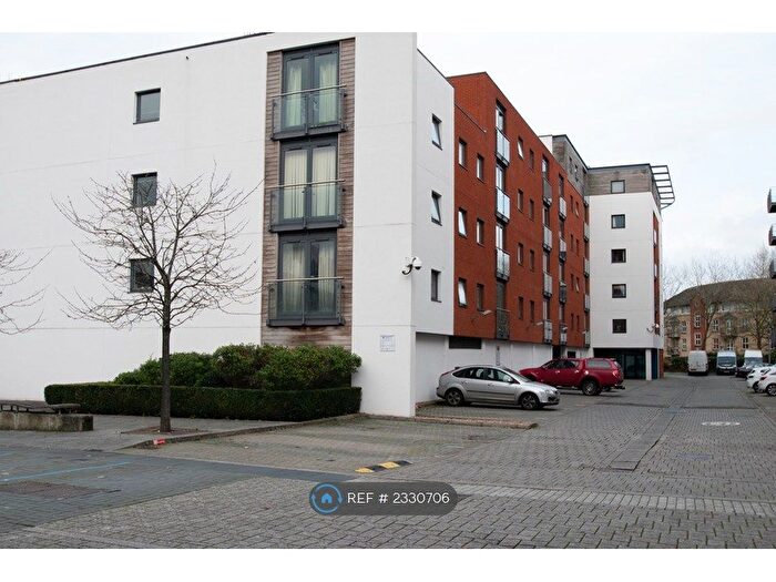 1 Bedroom Flat To Rent In Endeavour Court, Southampton, SO14