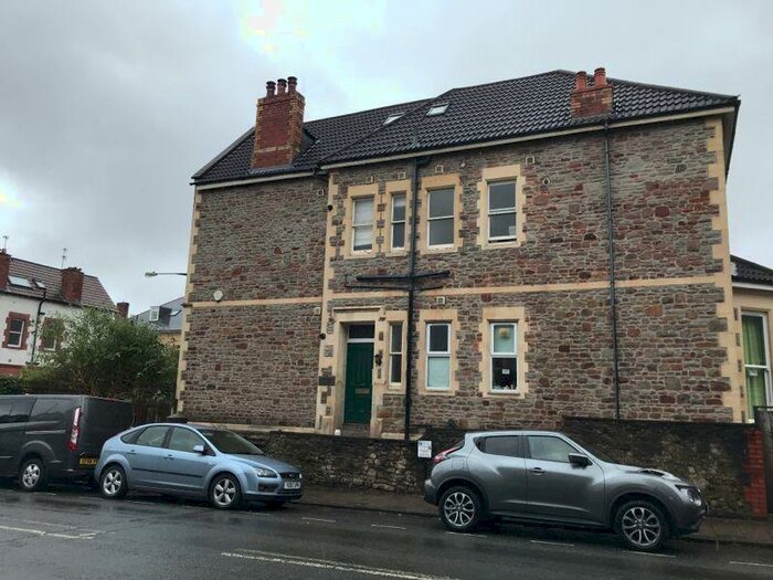 2 Bedroom Apartment To Rent In Cambridge House, BS6