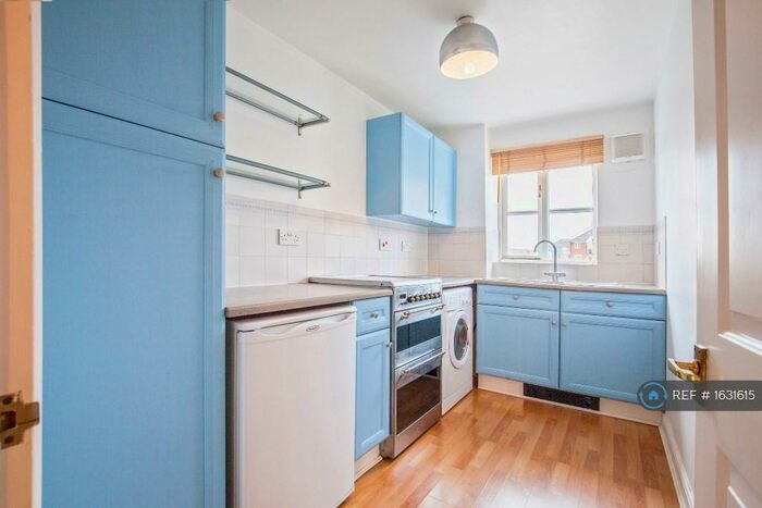 1 Bedroom Flat To Rent In Riverhope Mansions, London, SE18