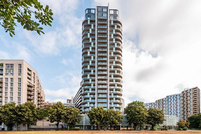 2 Bedroom Flat To Rent In Cornmill Lane, Lewisham, London, SE13