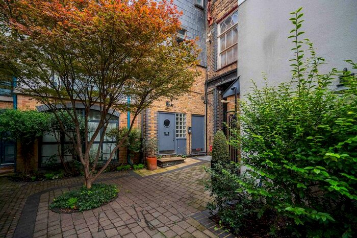 2 Bedroom Flat To Rent In Endell Street, Covent Garden, London, WC2H