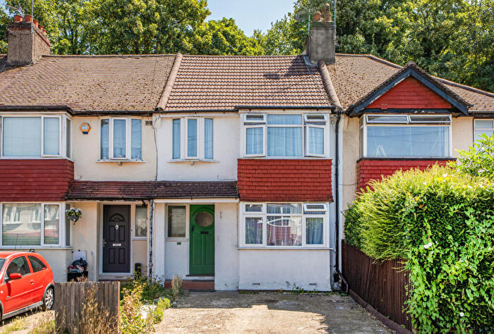 3 Bedroom Terraced House For Sale In Glenn Avenue, Purley, CR8