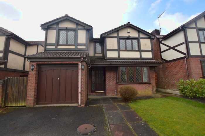 4 Bedroom Detached House To Rent In Satinwood Close, Ashton-In-Makerfield, Wigan, WN4