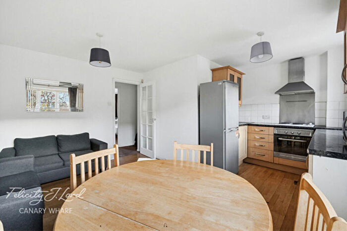 2 Bedroom Flat For Sale In Ferguson Wharf, Westferry Road, London, E14