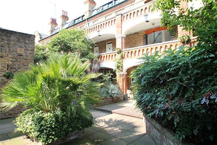 1 Bedroom Flat To Rent In Allisten Road, London, NW8