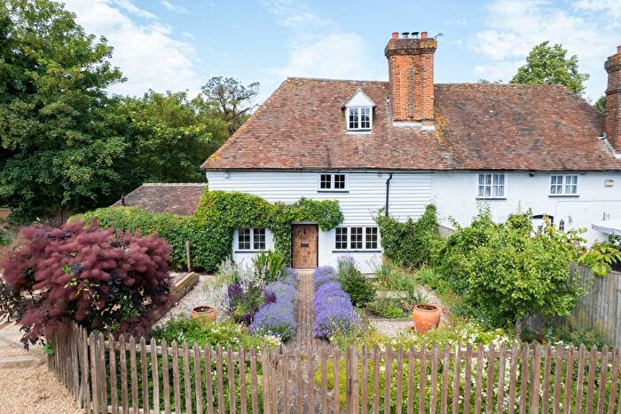 3 Bedroom Semi Detached House For Sale In Ashford Road, Sheldwich, Faversham, Kent, ME13