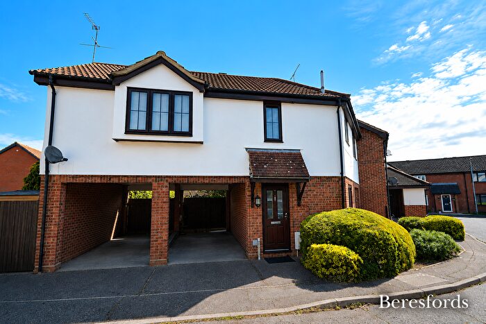2 Bedroom Maisonette To Rent In Mitton Vale, Chelmer Village, CM2