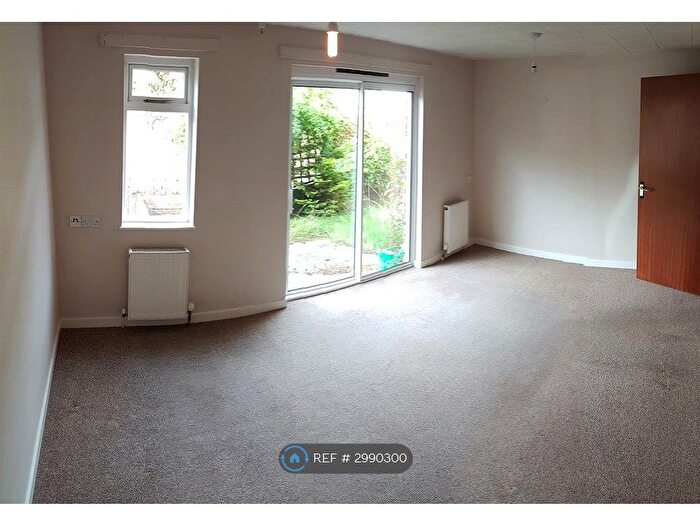 1 Bedroom Flat To Rent In Iver, Iver, SL0