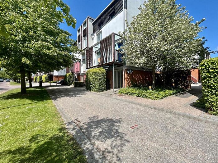 3 Bedroom House To Rent In The Chase, Newhall, CM17