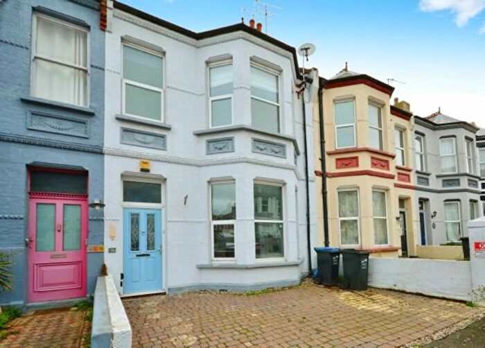 6 Bedroom House To Rent In Warwick Road, Margate, CT9