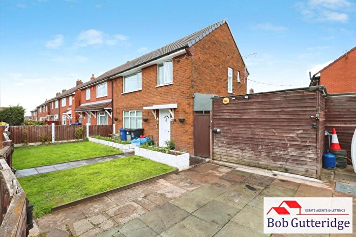 3 Bedroom Semi Detached House For Sale In Sussex Drive, Kidsgrove, Stoke On Trent, ST7
