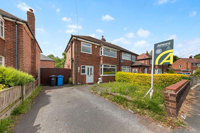 3 Bedroom Semi-Detached House For Sale In Dam Lane, Woolston, WA1