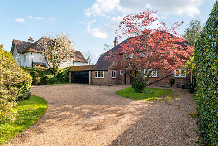 4 Bedroom Detached House For Sale In Horsham Road, Cranleigh, GU6