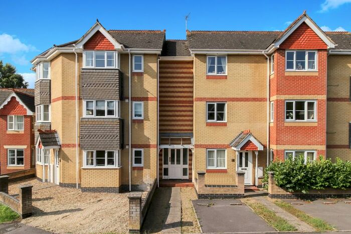 1 Bedroom Flat To Rent In Skene Close, Headington, Oxford, OX3