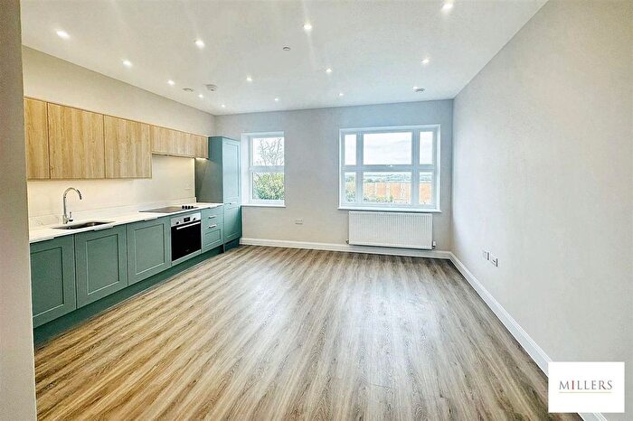 1 Bedroom Flat To Rent In Kestrel House, Bakers Lane, Epping, CM16