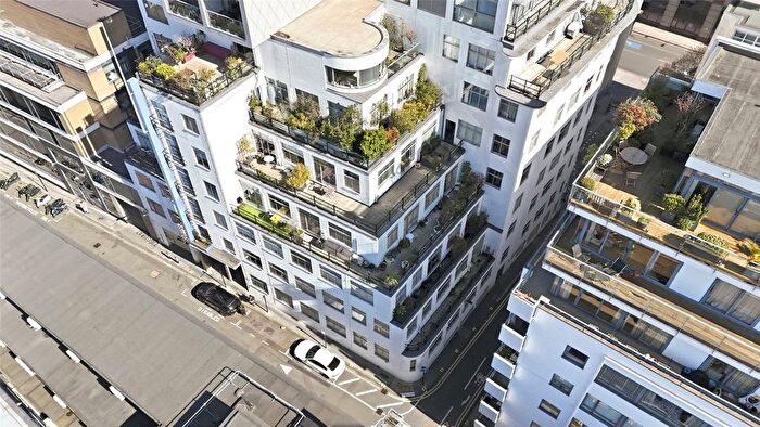 1 Bedroom Flat To Rent In Ziggurat Building, - Saffron Hill, London, EC1N