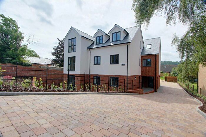 1 Bedroom Apartment To Rent In Buckland Wharf, Aston Clinton, HP22