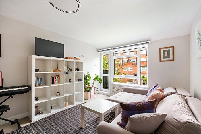 1 Bedroom Flat For Sale In Wheeler Gardens, London, N1
