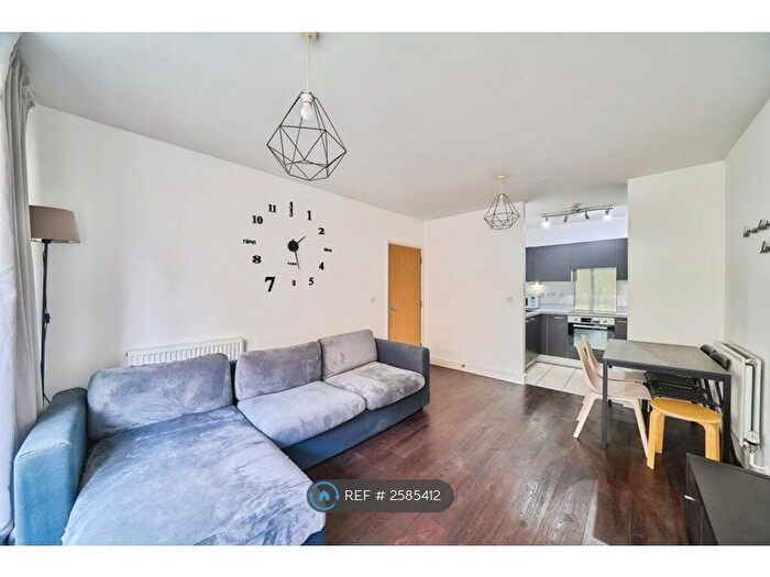1 Bedroom Flat To Rent In Devons Road, London, E3