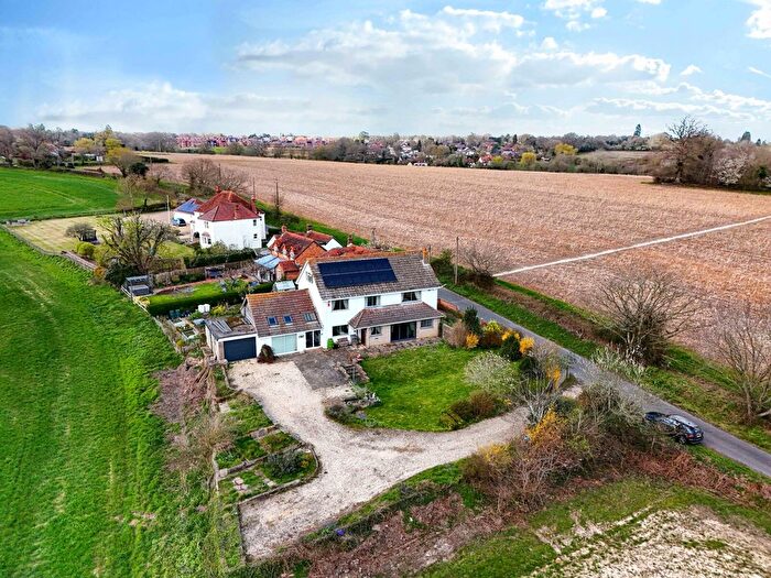 5 Bedroom Detached House For Sale In Drury Lane, Mortimer, Reading, Berkshire, RG7