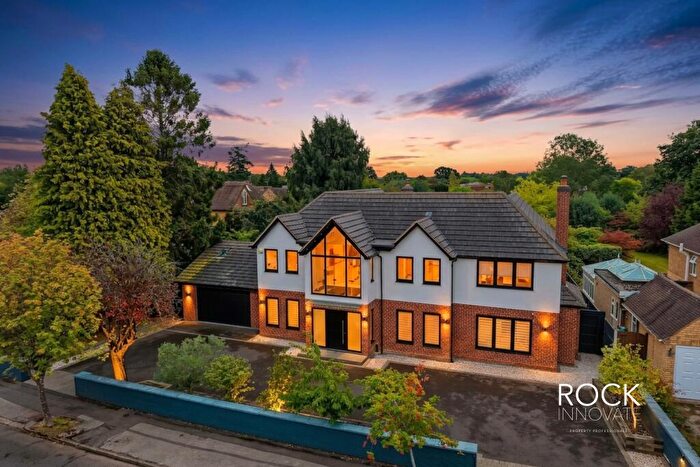 5 Bedroom Detached House For Sale In Rodborough Road, Dorridge, Solihull, B93