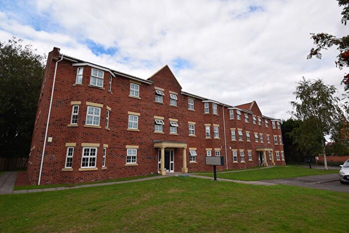 2 Bedroom Flat To Rent In Rymers Court, Darlington, DL1