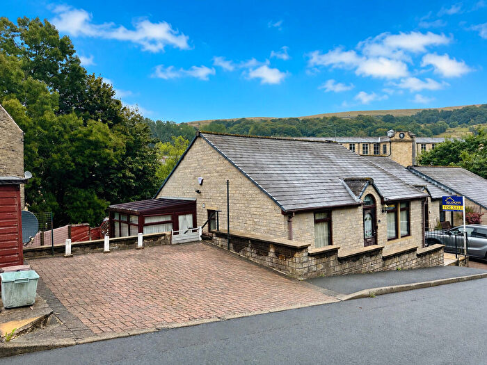 2 Bedroom Terraced Bungalow For Sale In Winterbutlee Road, Walsden, Todmorden, OL14