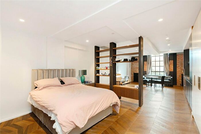 1 Bedroom Apartment For Sale In Switch House East, Circus Road East, London, SW11