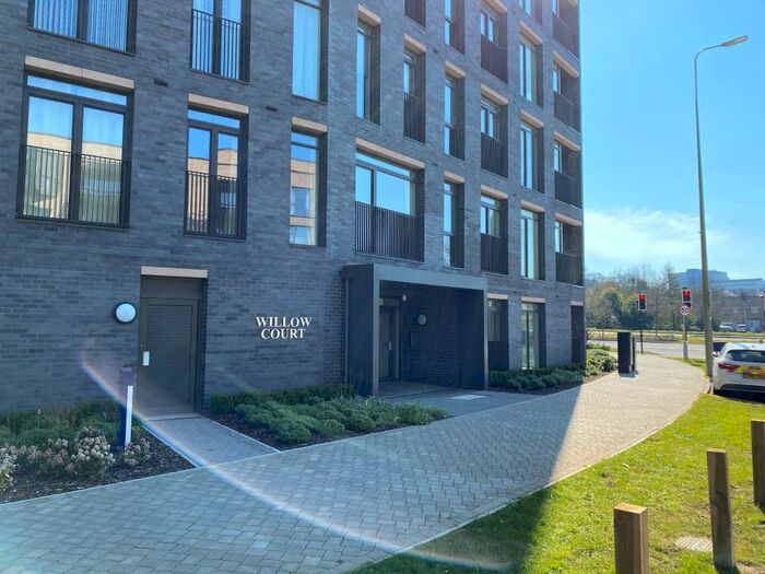 2 Bedroom Apartment To Rent In Willow Court, Headington, OX3