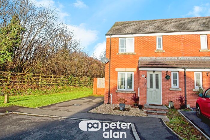 3 Bedroom Semi Detached House For Sale In Ffordd Cadfan, Bridgend, CF31