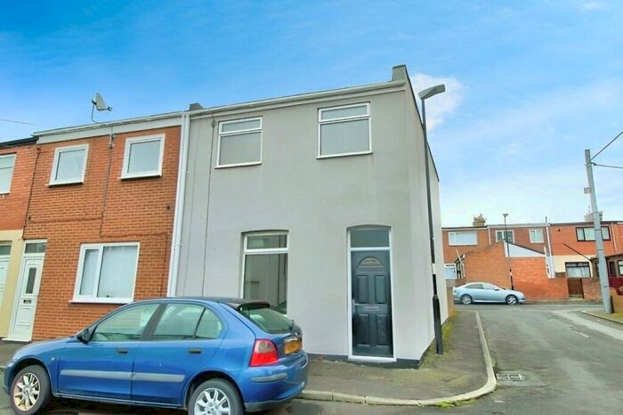 2 Bedroom End Of Terrace House To Rent In Victoria Street, Hetton-le-Hole, Houghton Le Spring, Tyne And Wear, DH5