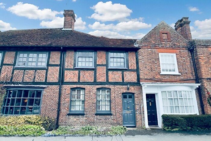 2 Bedroom Terraced House For Sale In Wycombe End, Beaconsfield, HP9