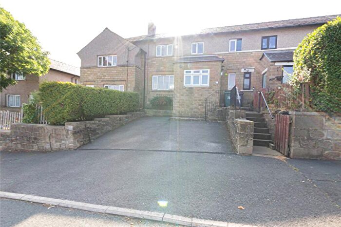 2 Bedroom Terraced House To Rent In Roger Lane, Huddersfield, West Yorkshire, HD4