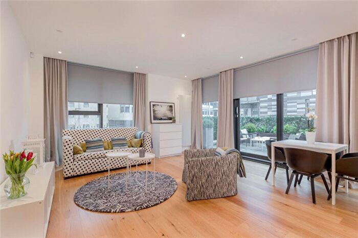 1 Bedroom Apartment To Rent In Simpson Loan, Edinburgh, EH3